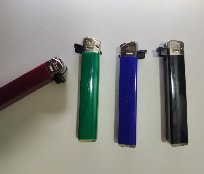 WhatsApp-Image-2022-08-01-at-9.01.34-PM.jpeg Roll lighter - Image 1