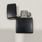 Zippo black Classic Windproof Liquid Lighter